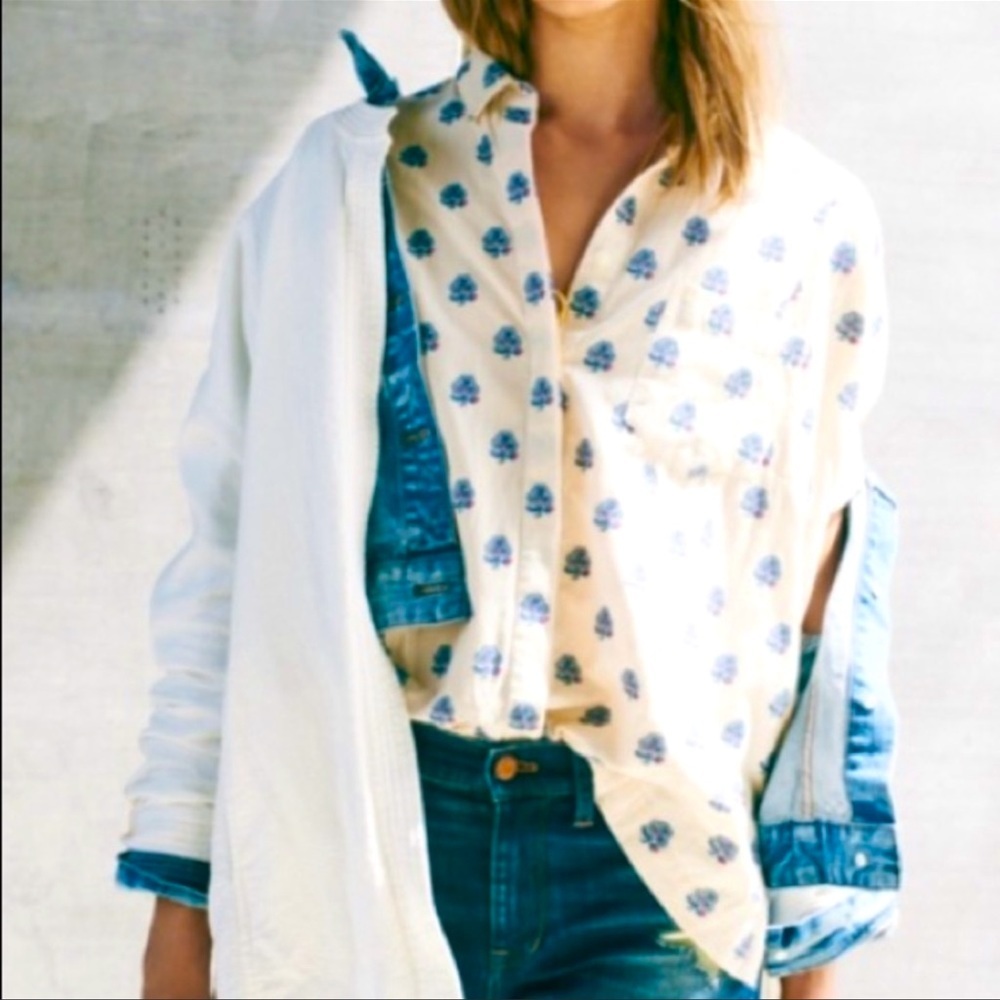 Madewell floral embroidered desinfle top